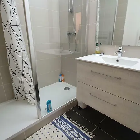 #j1 Escale Grenobloise Splendid Building Pedestrian Center