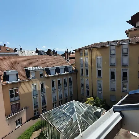 #j1 Escale Grenobloise Splendid Building Pedestrian Center *